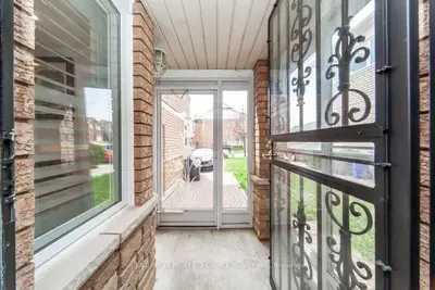 3159 Steppingstone Court, Mississauga, ON L5B 4H4