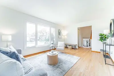 262 Kenwood Avenue, Burlington, ON L7L 4L8