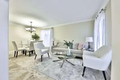 2277 DUNFOREST Crescent, Oakville, ON L6M 4X3