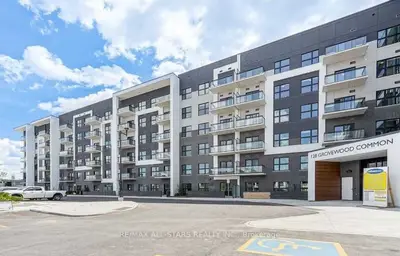 128 Grovewood Common Circle 202, Oakville, ON L6H 0X3