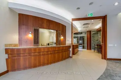 55 Strathaven Drive 1206, Mississauga, ON L5R 4G9