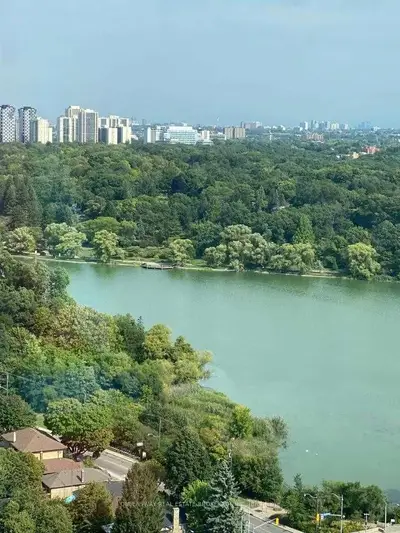 1926 Lake Shore Boulevard W 3001, Toronto W01, ON M6S 1A1