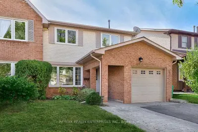 4090 Treetop Crescent, Mississauga, ON L5L 2L8