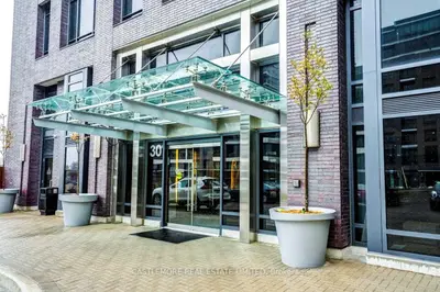 30 Gibbs Road 909, Toronto W08, ON M9B 6L6