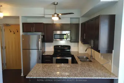 3865 Lake Shore Boulevard W 315, Toronto W06, ON M4W 0A2
