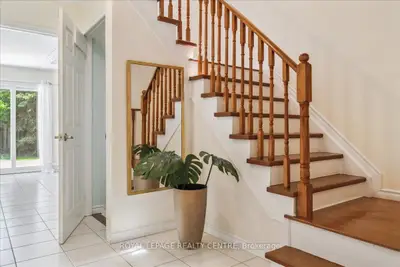 3374 Bertrand Road, Mississauga, ON L5L 4G2