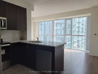 349 Rathburn Road W 1706, Mississauga, ON L5B 0C8