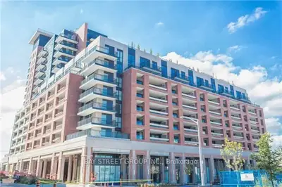 3091 Dufferin Street 723, Toronto W04, ON M6A 2S7