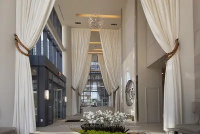 59 Annie Craig Drive 910, Toronto W06, ON M8V 0C4