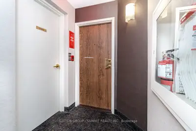 550 Webb Drive 703, Mississauga, ON L5B 3Y4
