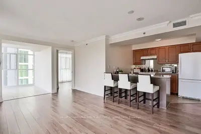 3 Marine Parade Drive 1008, Toronto W06, ON M8V 3Z5