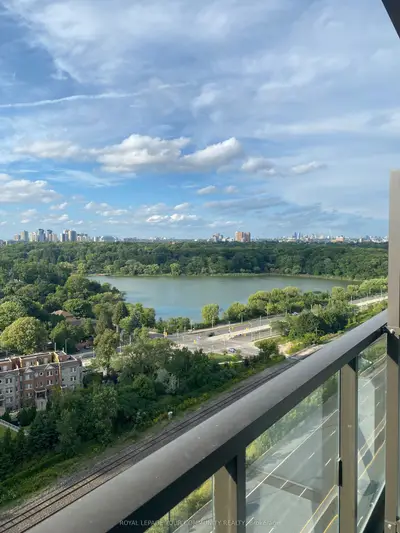 1926 Lake Shore Boulevard W 2017, Toronto W01, ON M6S 0B1
