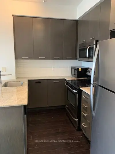 365 Prince Of Wales Drive 1212, Mississauga, ON L5B 0G6