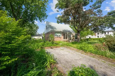 328 Ashbury Road, Oakville, ON L6K 2M4