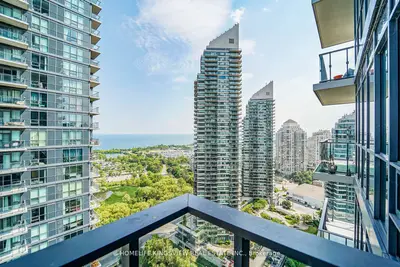 2220 Lakeshore Boulevard W 2708, Toronto W06, ON M8V 0C1