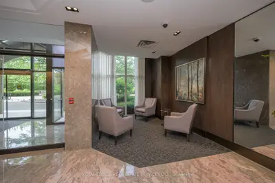 1800 The Collegeway Way 406, Mississauga, ON L5L 5S4