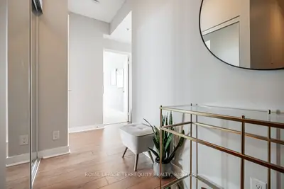3985 Grand Park Drive 2505, Mississauga, ON L5B 0H8