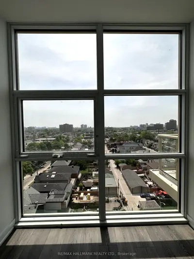 1787 St. Clair Avenue W 1110, Toronto W03, ON M6N 1A5