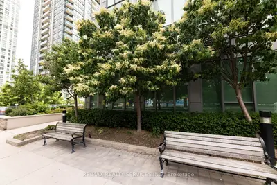 3525 Kariya Drive 2008, Mississauga, ON L5B 0C2