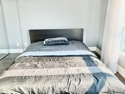 3939 Duke Of York Boulevard 3202, Mississauga, ON L5B 4N2