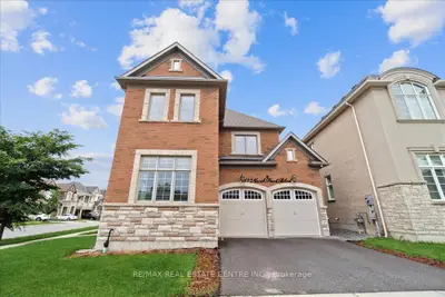 177 North Park Boulevard, Oakville, ON L6M 0W6