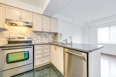 605 Shoreline Drive 11, Mississauga, On L5b 4k3