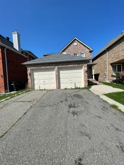 5933 Hemingway Road, Mississauga, ON L5M 5M1