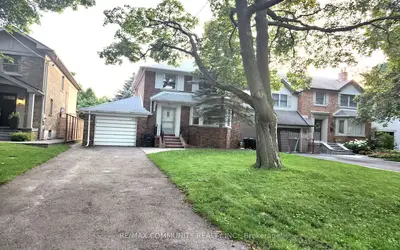150 Brentwood Road N, Toronto W08, ON M8X 2C9