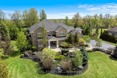 16 Allison Court, Halton Hills, ON L7G 4S4