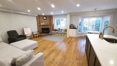 1120 Goodson Crescent, Oakville, On L6h 4a5