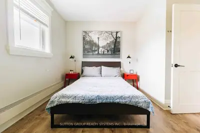 55 B Long Branch Avenue, Toronto W06, ON M8W 3J1