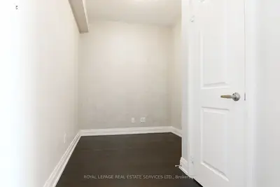 65 SPEERS Road 1510, Oakville, ON L6K 0J1