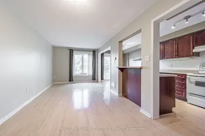 1588 South Parade Court 3, Mississauga, ON L5M 6E7