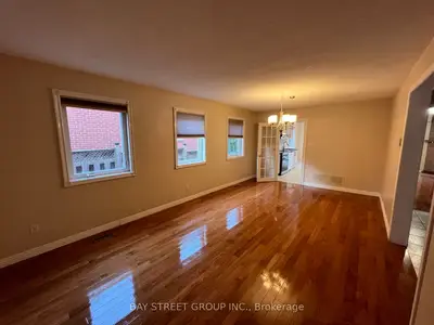 1094 Charminster Crescent, Mississauga, ON L5V 1R1