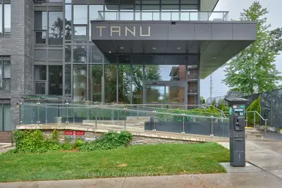21 Park Street E 617, Mississauga, On L5g 1l7