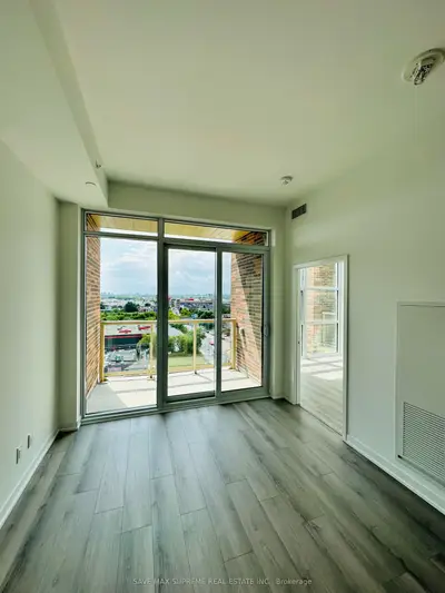 1787 St Clair Avenue W 907, Toronto W03, ON M6N 1J6