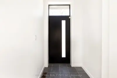 86 Landowne Avenue #Main, Toronto W01, ON M6K 2V9