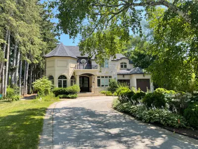 1139 Garden Road, Mississauga, ON L5H 3J5