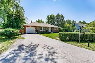 2340 Glenwood School Drive, Burlington, ON L7R 3R8