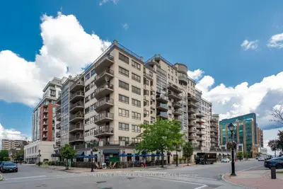 399 Elizabeth Street 204, Burlington, ON L7R 0A4