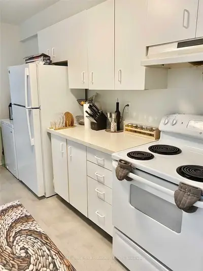 4185 Shipp Drive 1111, Mississauga, ON L4Z 2Y8