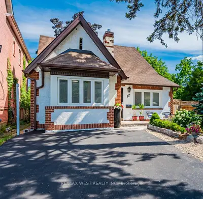 33 Church Street, Toronto W04, On M9n 1m6