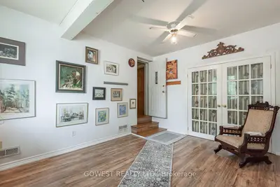 51 Hilldowntree Road Bsmt, Toronto W08, On M9a 2z7
