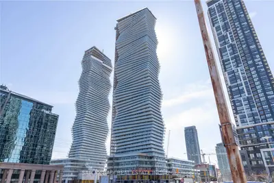 3900 Confederation Parkway W 207, Mississauga, ON L5B 0L7