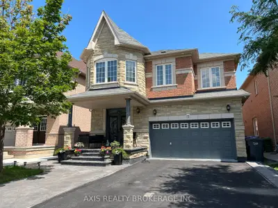 Detached in Brampton