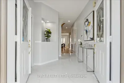 5665 Churchill Meadows Boulevard, Mississauga, ON L5M 7A7