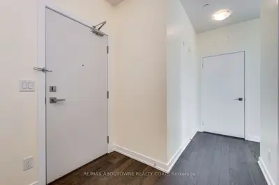 510 Curran Place 701, Mississauga, On L5b 0j8