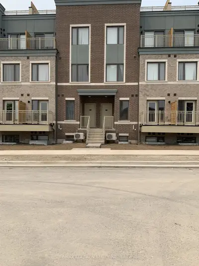 260 Twelfth Street # 4, Toronto W06, ON M8V 0J6