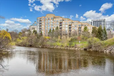 2511 Lakeshore Road W 409, Oakville, ON L6L 6L9