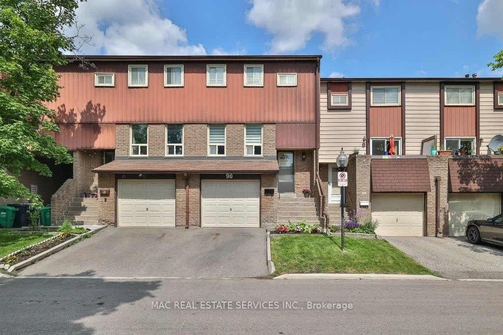 1221 Dundix Road 90, Mississauga, On L4y 3y9